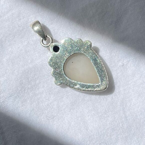 Sugar Druzy & Black Onyx Pendant in Solid 925 Sterling Silver - Picture 2 of 3